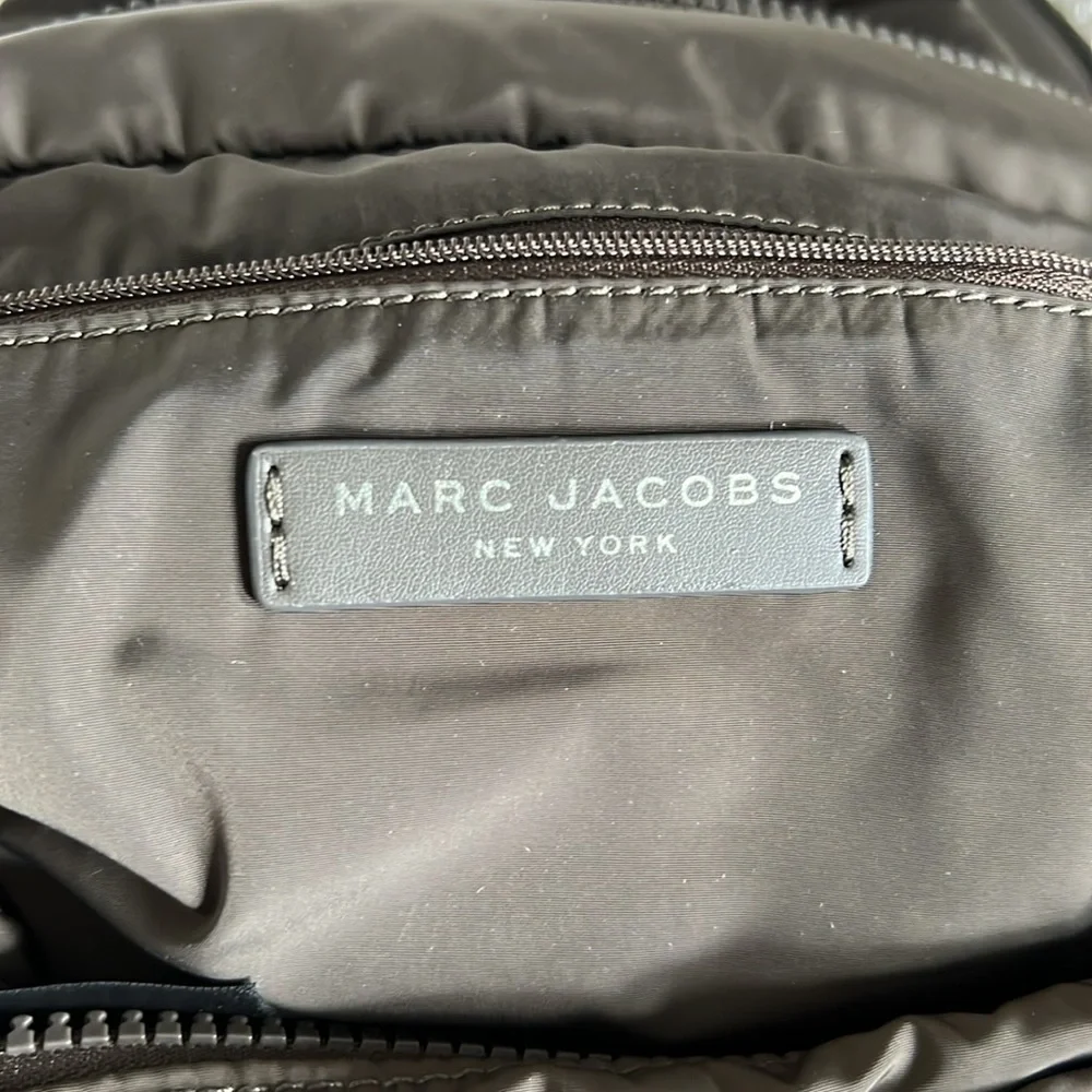 Authentic Marc Jacobs Crossbody - Picture 8 of 8